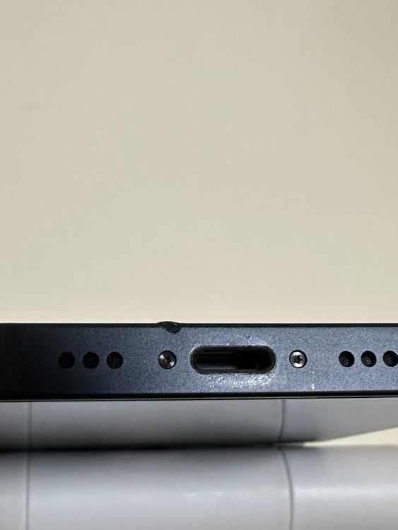 ���Хåƥ꡼85% SIM�ե꡼ iPhone12 128GB �֥�å�