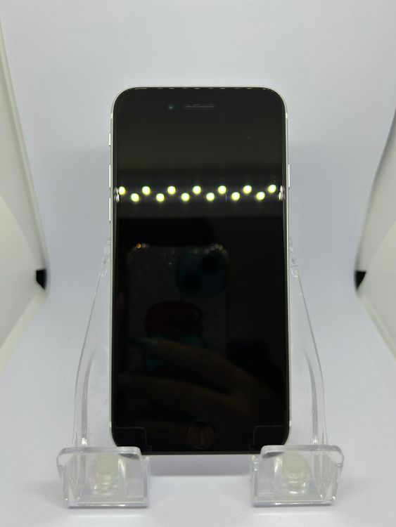 ��SIM�ե꡼ iPhoneSE��2����  64GB �ۥ磻�� �Хåƥ꡼86%