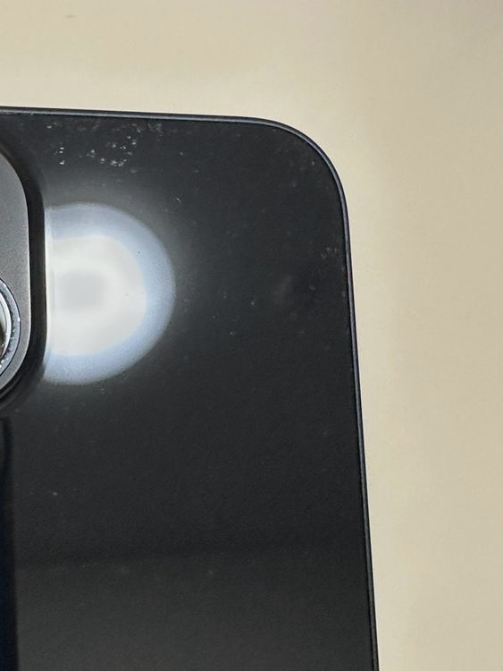 ���Хåƥ꡼87% SIM�ե꡼ iPhone13 128GB �ߥåɥʥ���