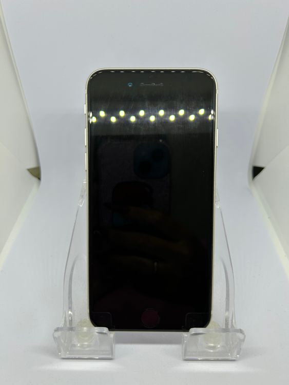 ��SIM�ե꡼ iPhoneSE��3����  64GB �������饤��