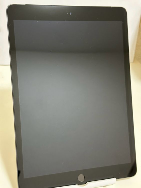 ���Хåƥ꡼86% Ķ���� SIM�ե꡼ iPad ��7���� 128GB ���졼