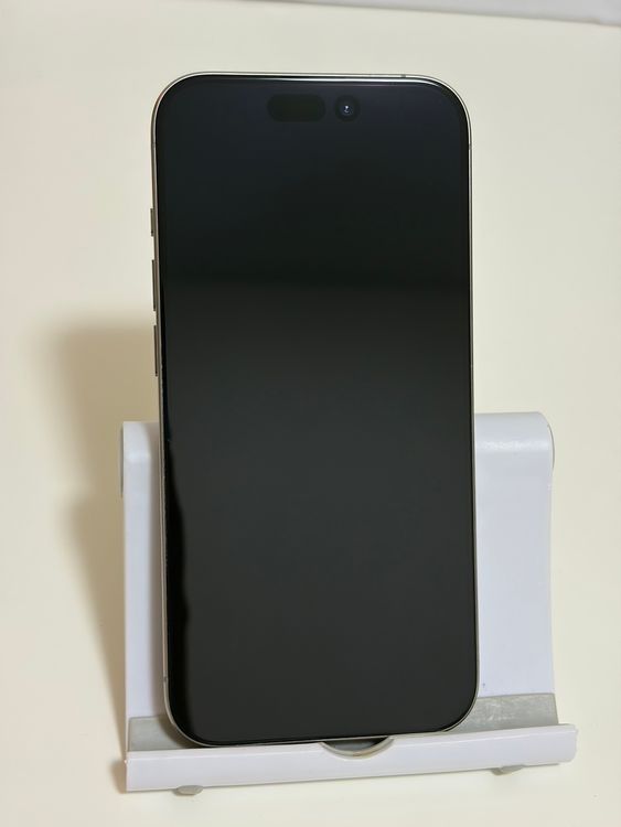 ������Ʊ�� �Хåƥ꡼80% SIM�ե꡼ iPhone15Pro 128GB �ʥ���������˥���