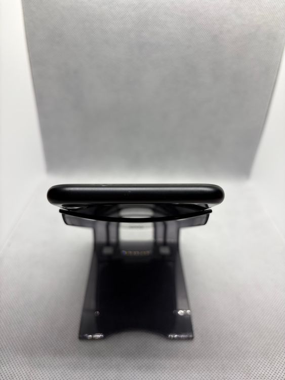 ���ϥԥͥ��ͥå� SIM�ե꡼ iPhoneSE ��2���� 128GB �֥�å�