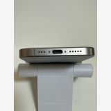 ���Хåƥ꡼84% Ķ���� SIM�ե꡼ iPhone15Pro 256GB �ʥ���������˥���