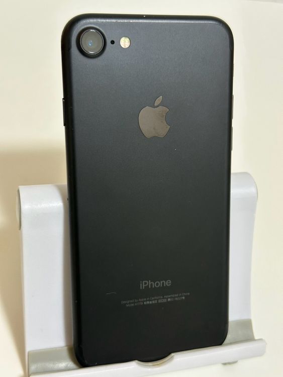 iPhone7（SIMフリー・） 商品一覧｜ムスビー【中古スマホ・中古