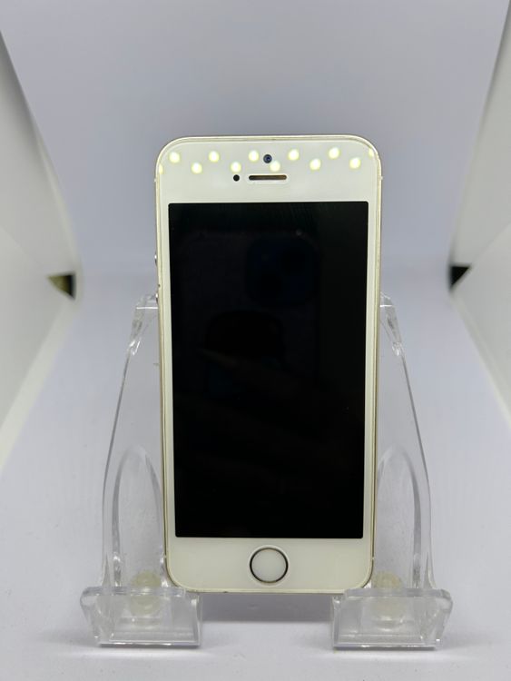 ��SIM�ե꡼ iPhoneSE  32GB ������� ����̵��