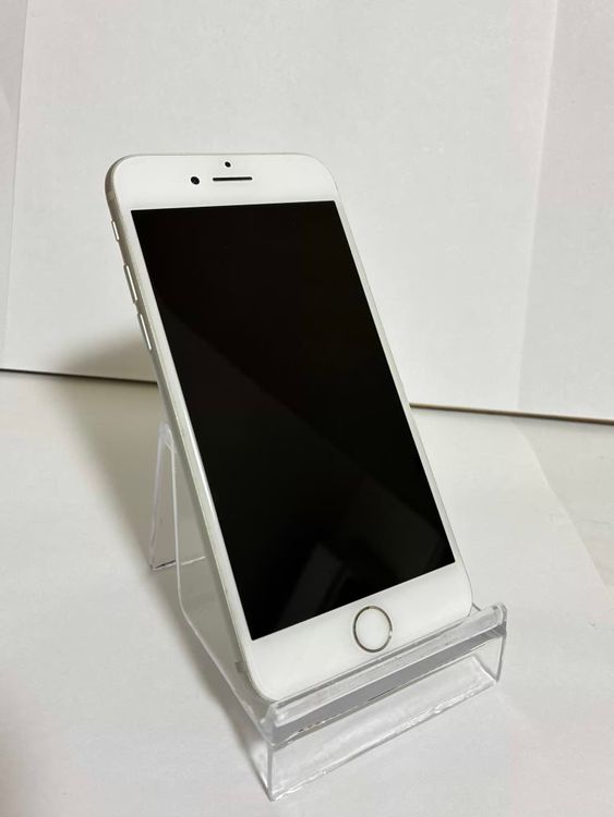 ���Хåƥ꡼84% ���� iPhone7 32GB ����С�   ����̵��