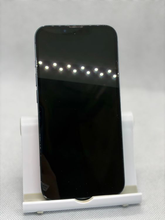 ���Хåƥ꡼87% SIM�ե꡼ iPhone13 128GB �ߥåɥʥ���