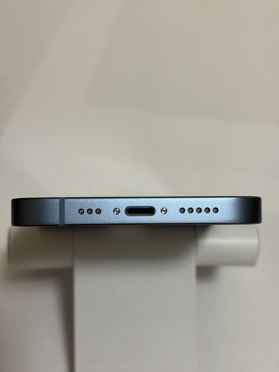 ��̤������ SIM�ե꡼ iPhone14 128GB �֥롼