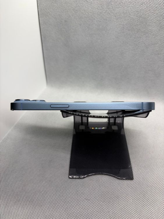 ���ϥԥͥ��ͥå� SIM�ե꡼ iPhone14 128GB �֥롼 �Хåƥ꡼85%