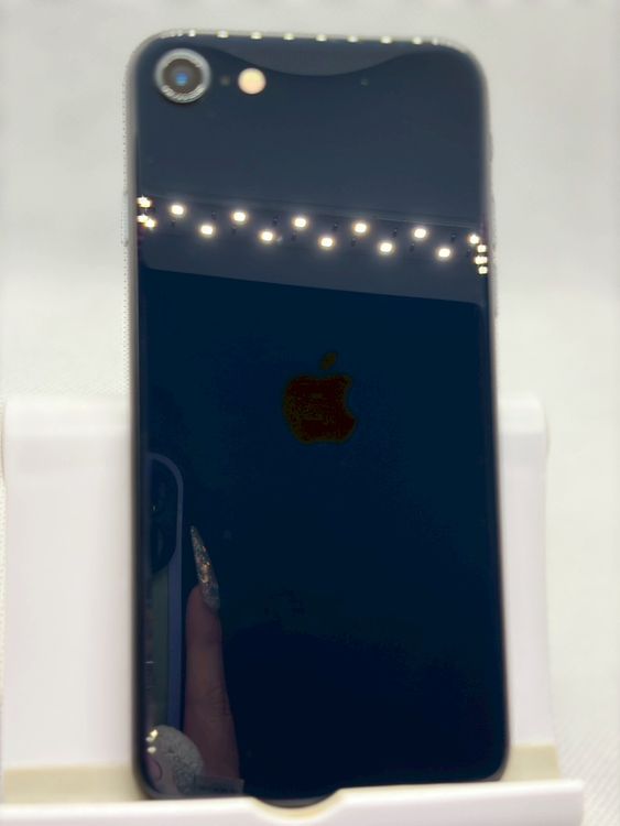���Хåƥ꡼84% SIM�ե꡼ iPhoneSE ��3���� 256GB �ߥåɥʥ���