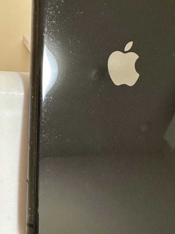 ���Хåƥ꡼85% SIM�ե꡼ iPhone11 128GB �֥�å�
