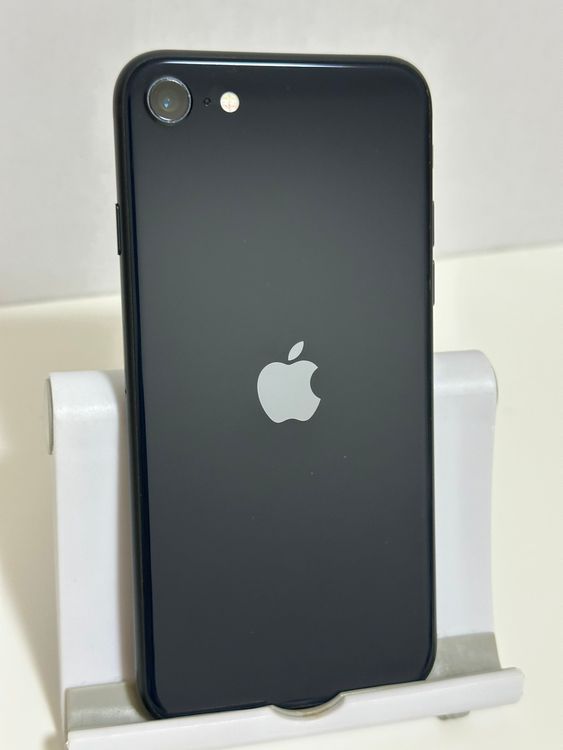 ���Хåƥ꡼84% SIM�ե꡼ iPhoneSE ��3���� 64GB �ߥåɥʥ���