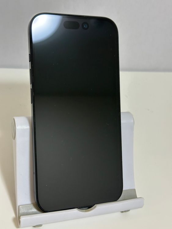 ���Хåƥ꡼81% SIM�ե꡼ iPhone15 128GB �֥�å�