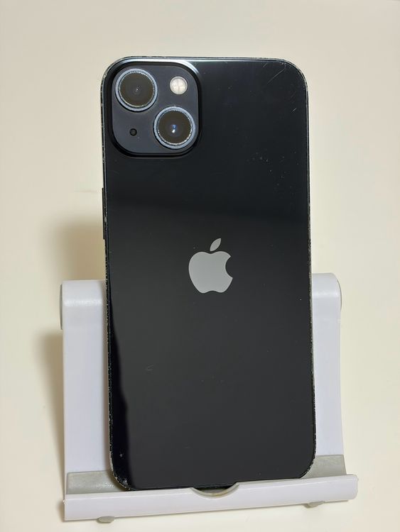 ���Хåƥ꡼84% SIM�ե꡼ iPhone13 128GB �ߥåɥʥ���