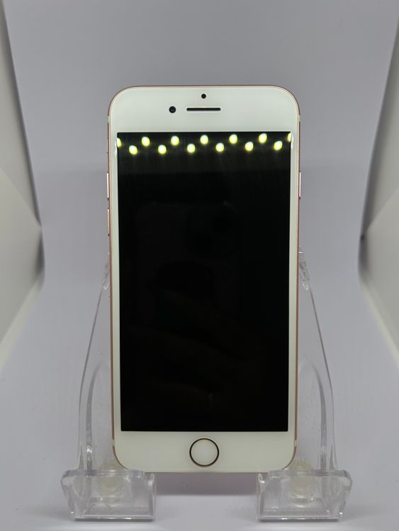 ��SIM�ե꡼ iPhone7  32GB ������ �Хåƥ꡼82%