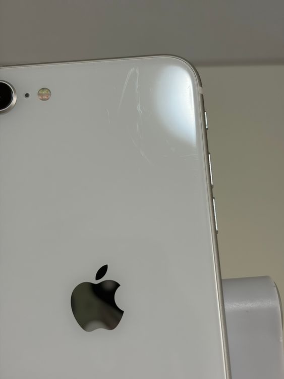 ��SIM�ե꡼ iPhoneSE ��2���� 64GB �ۥ磻��