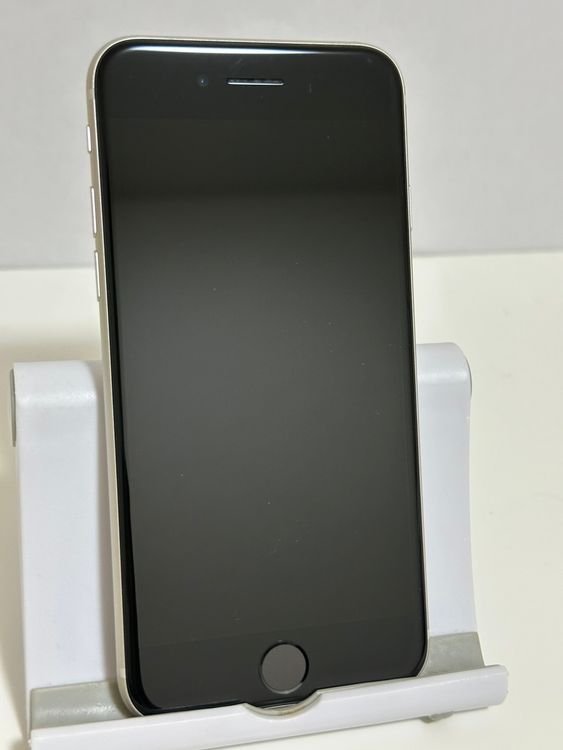 ���Хåƥ꡼85% SIM�ե꡼ iPhoneSE ��3���� 64GB �������饤��
