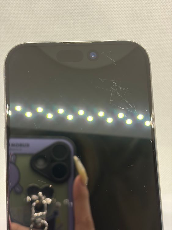 ���Хåƥ꡼87% SIM�ե꡼ iPhone15Pro 128GB �֥롼