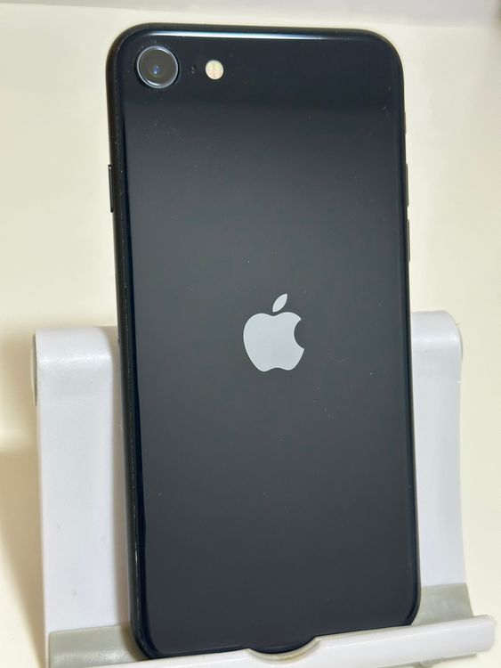 ���Хåƥ꡼84% SIM�ե꡼ iPhoneSE ��3���� 128GB �ߥåɥʥ���