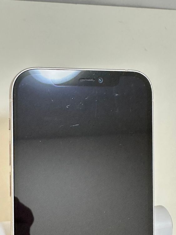 ��SIM�ե꡼ iPhone12 128GB �ۥ磻��