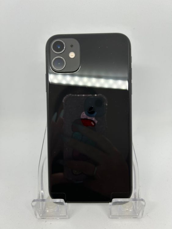 ��SIM�ե꡼ iPhone11  64GB �֥�å� �Хåƥ꡼74%