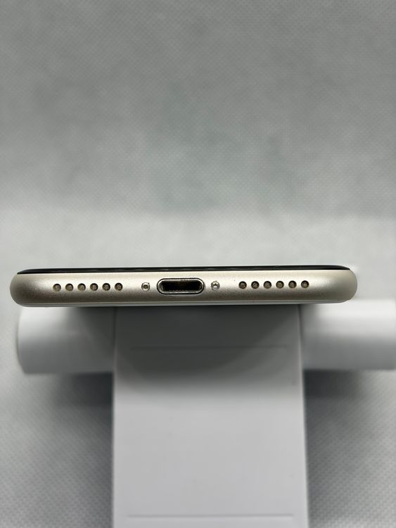 ���ϥԥͥ��ͥå� SIM�ե꡼ iPhoneSE ��3���� 128GB �������饤��