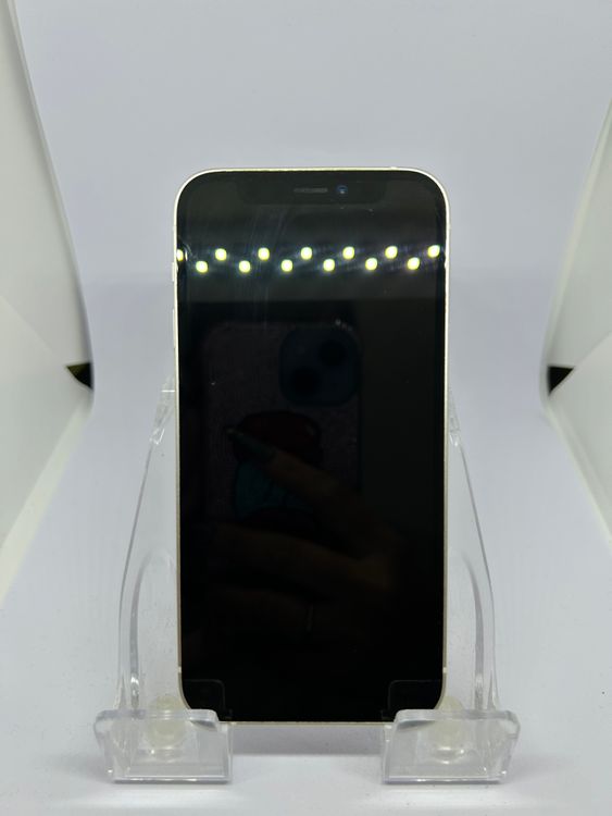 ��SIM�ե꡼ iPhone12mini  128GB �ۥ磻�� �Хåƥ꡼77%