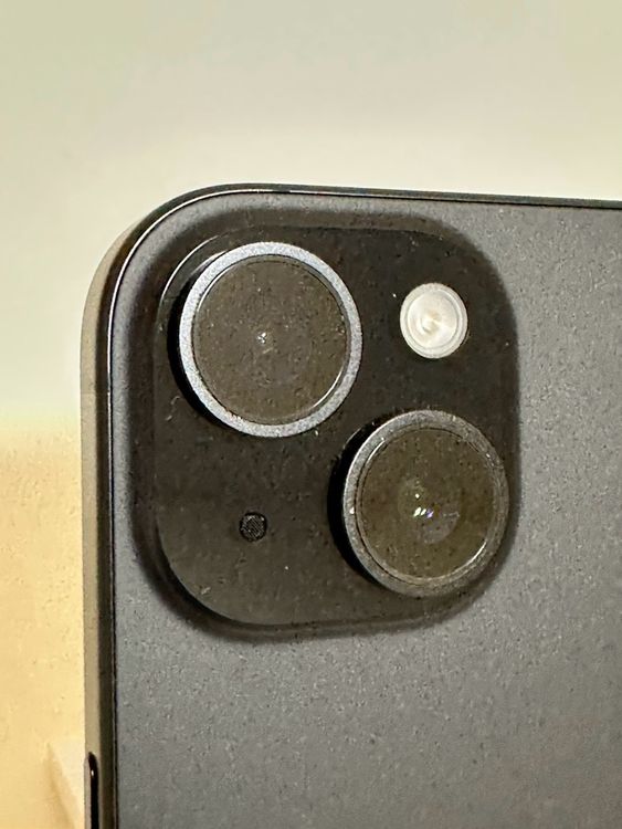 ���Хåƥ꡼98% SIM�ե꡼ iPhone15 128GB �֥�å�