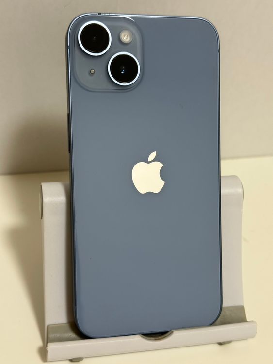 ���Хåƥ꡼85% SIM�ե꡼ iPhone14 128GB �֥롼