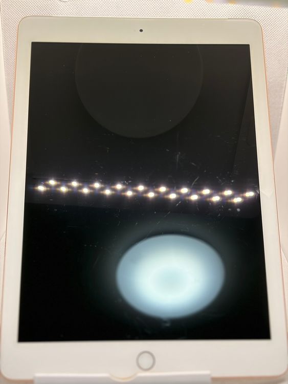 ��SIM�ե꡼ iPad ��6���� 32GB �������