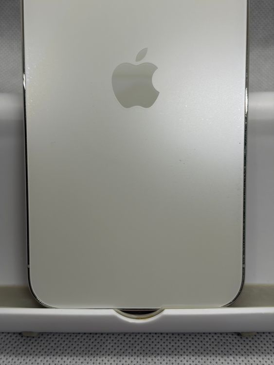 ���Хåƥ꡼86% SIM�ե꡼ iPhone12Pro 128GB ����С�