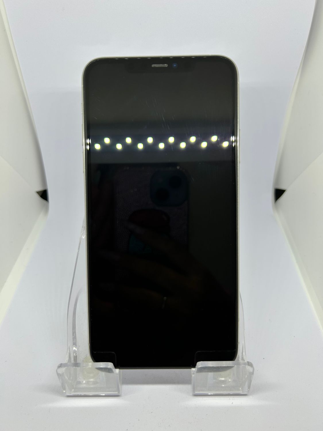 ムスビー｜○SIMフリー iPhone11ProMax 64GB シルバー バッテリー75