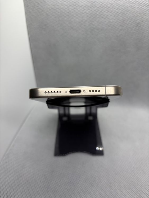 ��SIM�ե꡼ iPhone15ProMax 512GB �ʥ���������˥��� �Хåƥ꡼89%