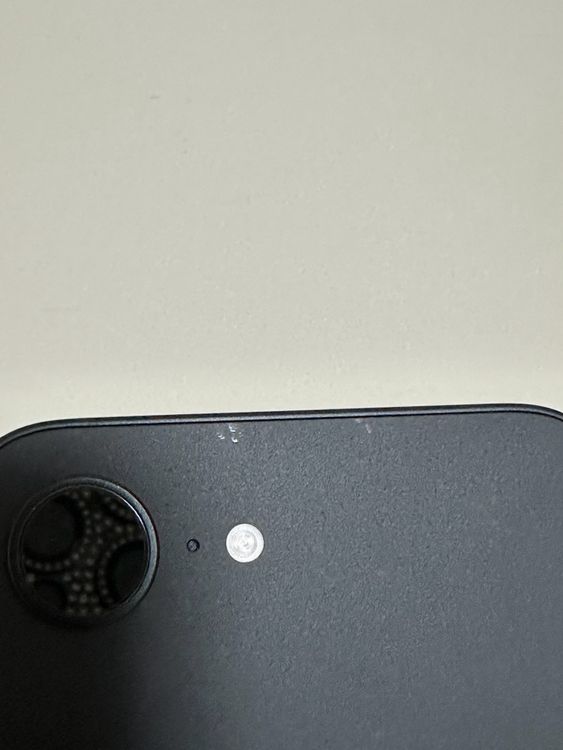 ���Хåƥ꡼100% SIM�ե꡼ iPhone16e 128GB �֥�å�