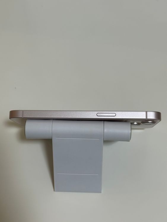 ���Хåƥ꡼81% ���� SIM�ե꡼ iPhone13 128GB �ԥ�