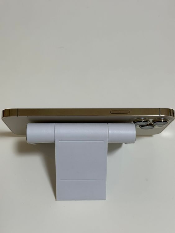 ���Хåƥ꡼85% SIM�ե꡼ iPhone13ProMax 256GB �������
