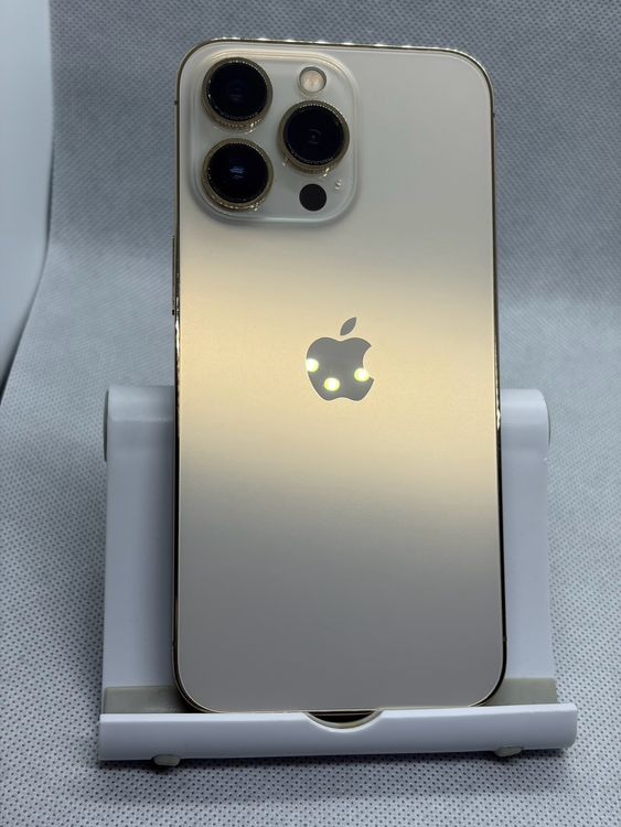 ���Хåƥ꡼82% SIM�ե꡼ iPhone13Pro 256GB �������