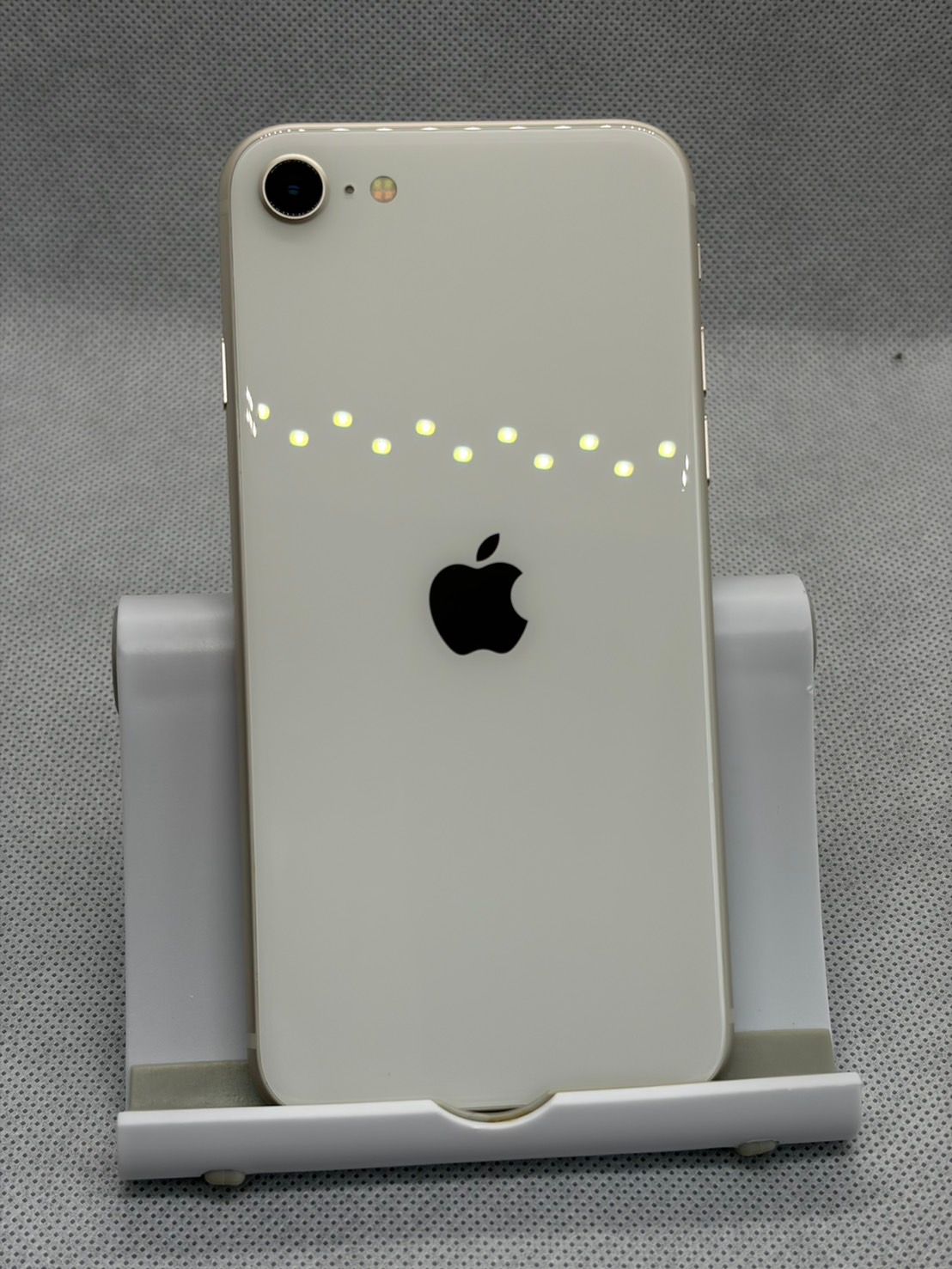 ムスビー｜◯バッテリー86% SIMフリー iPhoneSE 第3世代 64GB スター