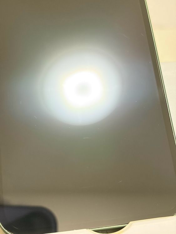 ���Хåƥ꡼84% SIM�ե꡼ iPhone13 128GB ���꡼��