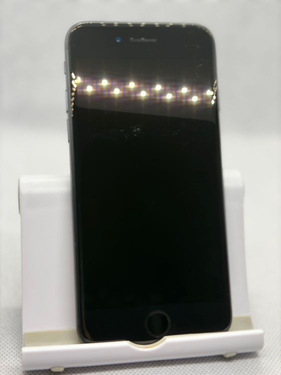 ���Хåƥ꡼91% SIM�ե꡼ iPhoneSE ��3���� 64GB �ߥåɥʥ���