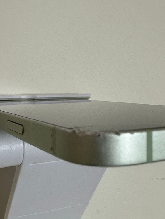 ���Хåƥ꡼88% SIM�ե꡼ iPhone12 64GB ���꡼��