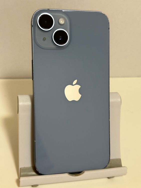 ���Хåƥ꡼80% SIM�ե꡼ iPhone14 128GB �֥롼