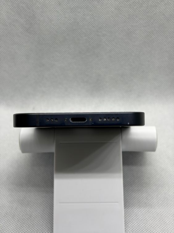 ���Хåƥ꡼86% SIM�ե꡼ iPhone12 64GB �֥�å�