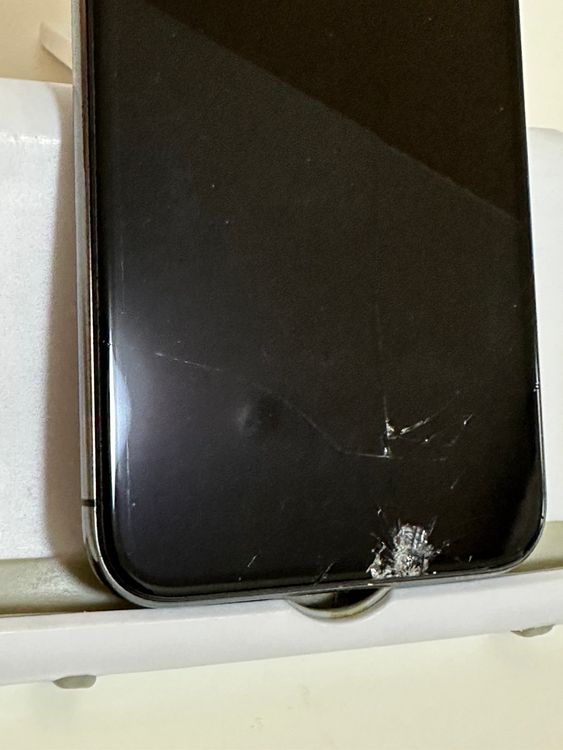 ���Хåƥ꡼84% SIM�ե꡼ iPhoneX 256GB ���ڡ������쥤