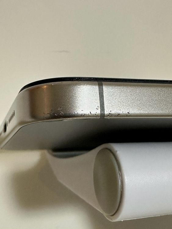 ���Хåƥ꡼85% SIM�ե꡼ iPhone15ProMax 256GB �ʥ���������˥���