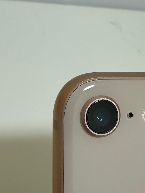��SIM�ե꡼ iPhone8 64GB �������