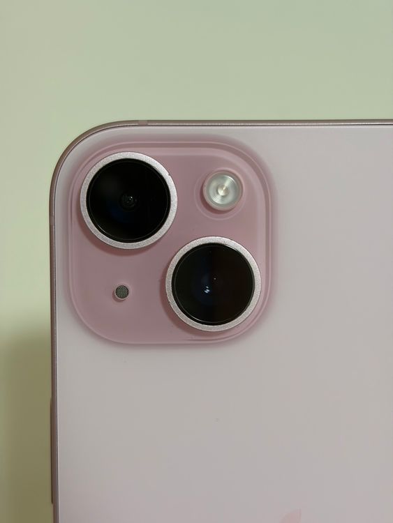 ���Хåƥ꡼86% ���� SIM�ե꡼ iPhone15 256GB �ԥ�