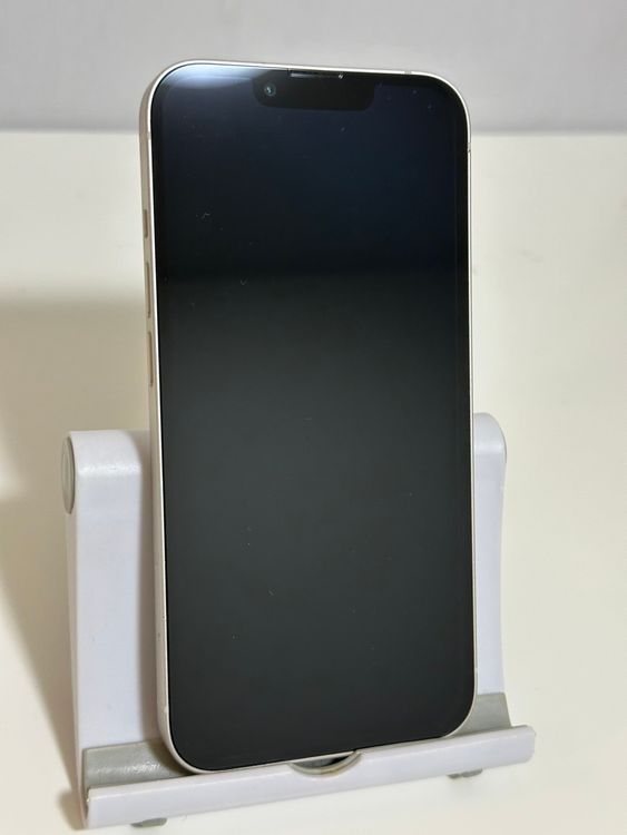 ���Хåƥ꡼80% SIM�ե꡼ iPhone13 128GB �������饤��