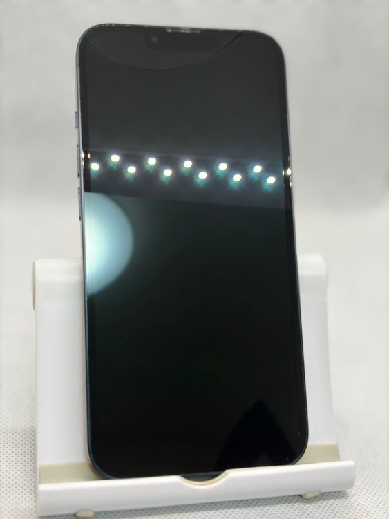 ���Хåƥ꡼82% ���� SIM�ե꡼ iPhone13 128GB �ߥåɥʥ���
